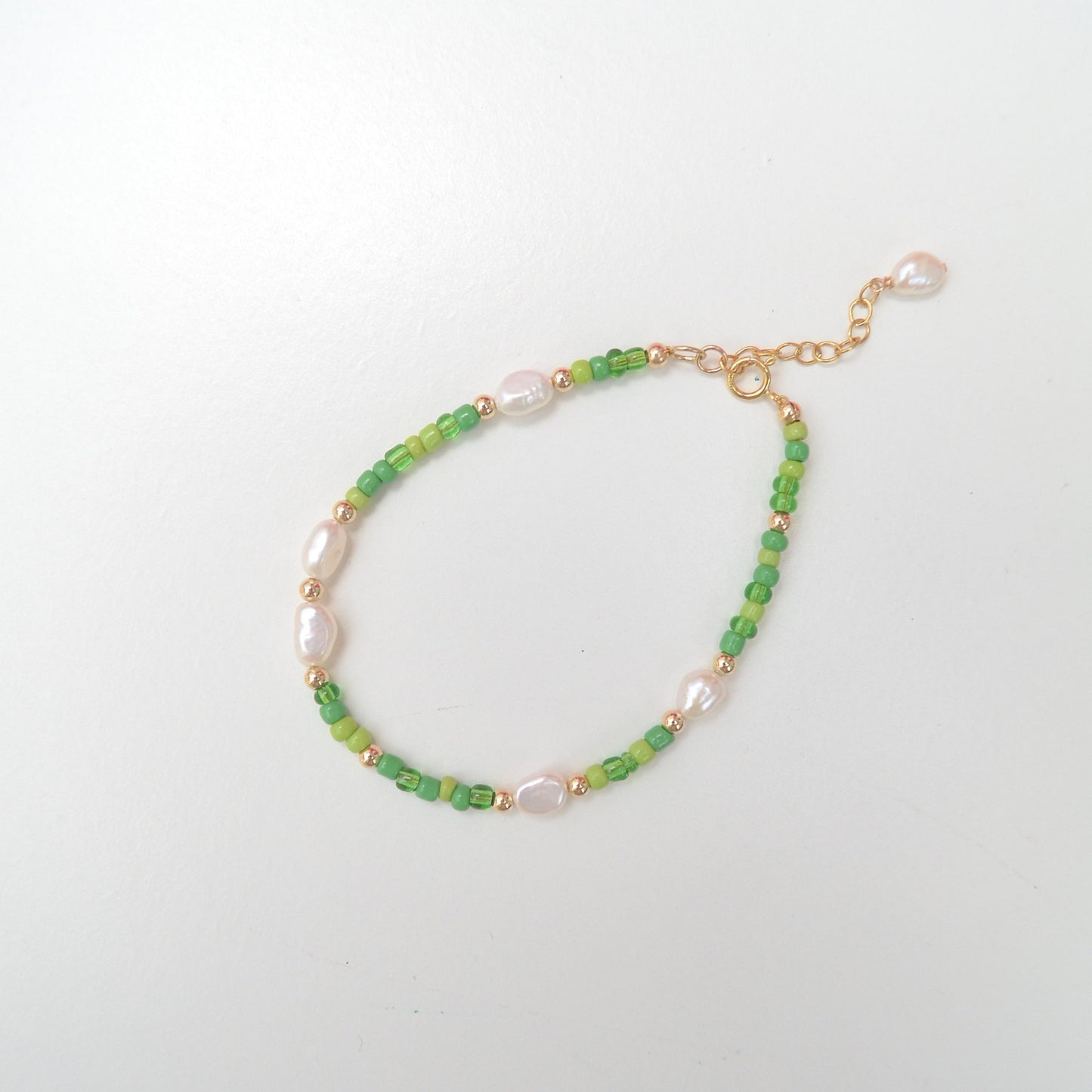 Delicate Beads and Pearl Bracelet