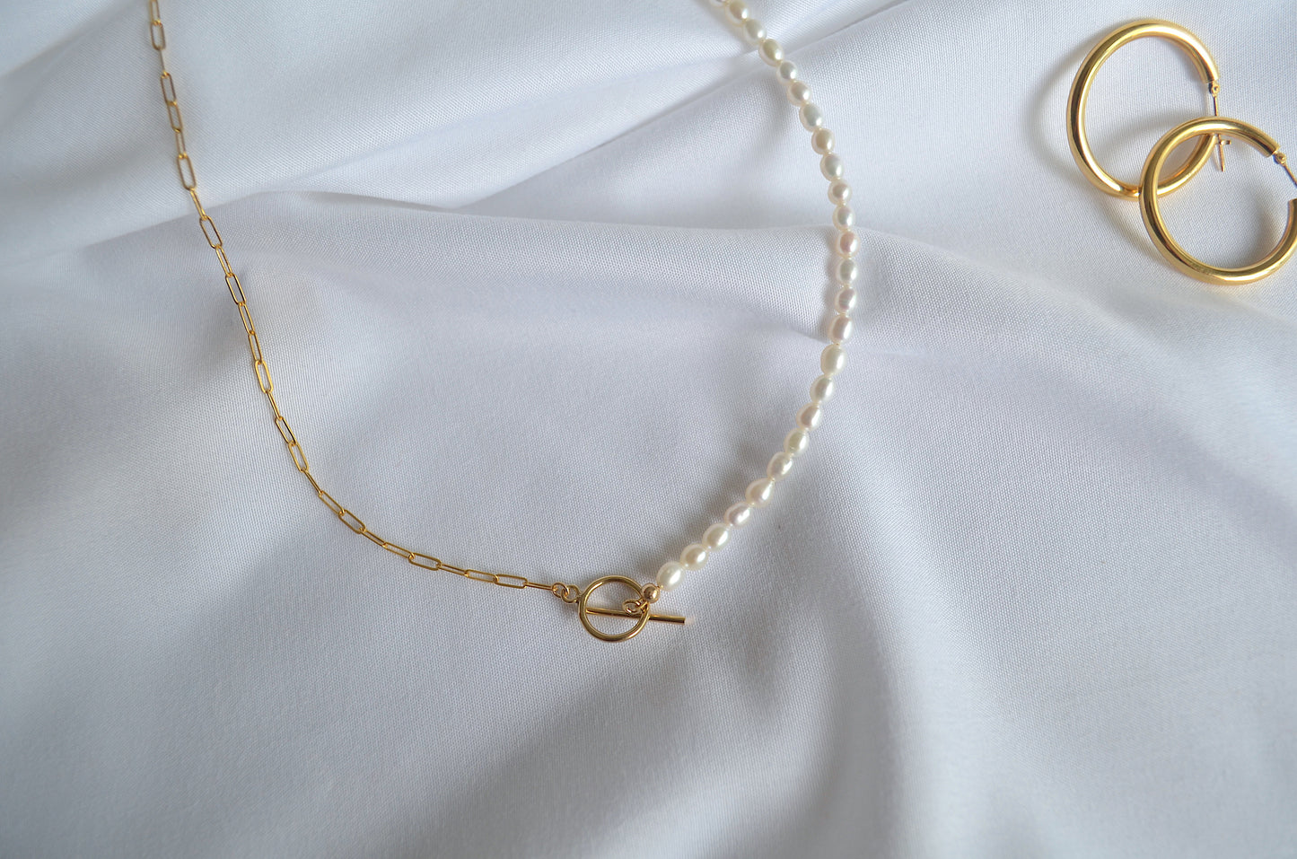 Cara Half pearl Half Paperclip Chain Necklace