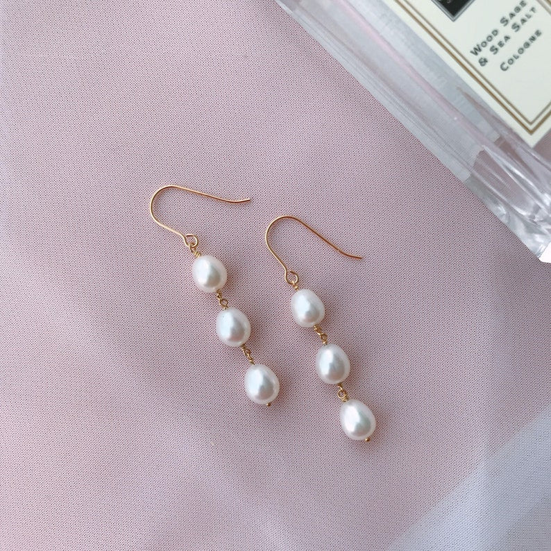 Elizabeth Trio Pearl Drop Earrings