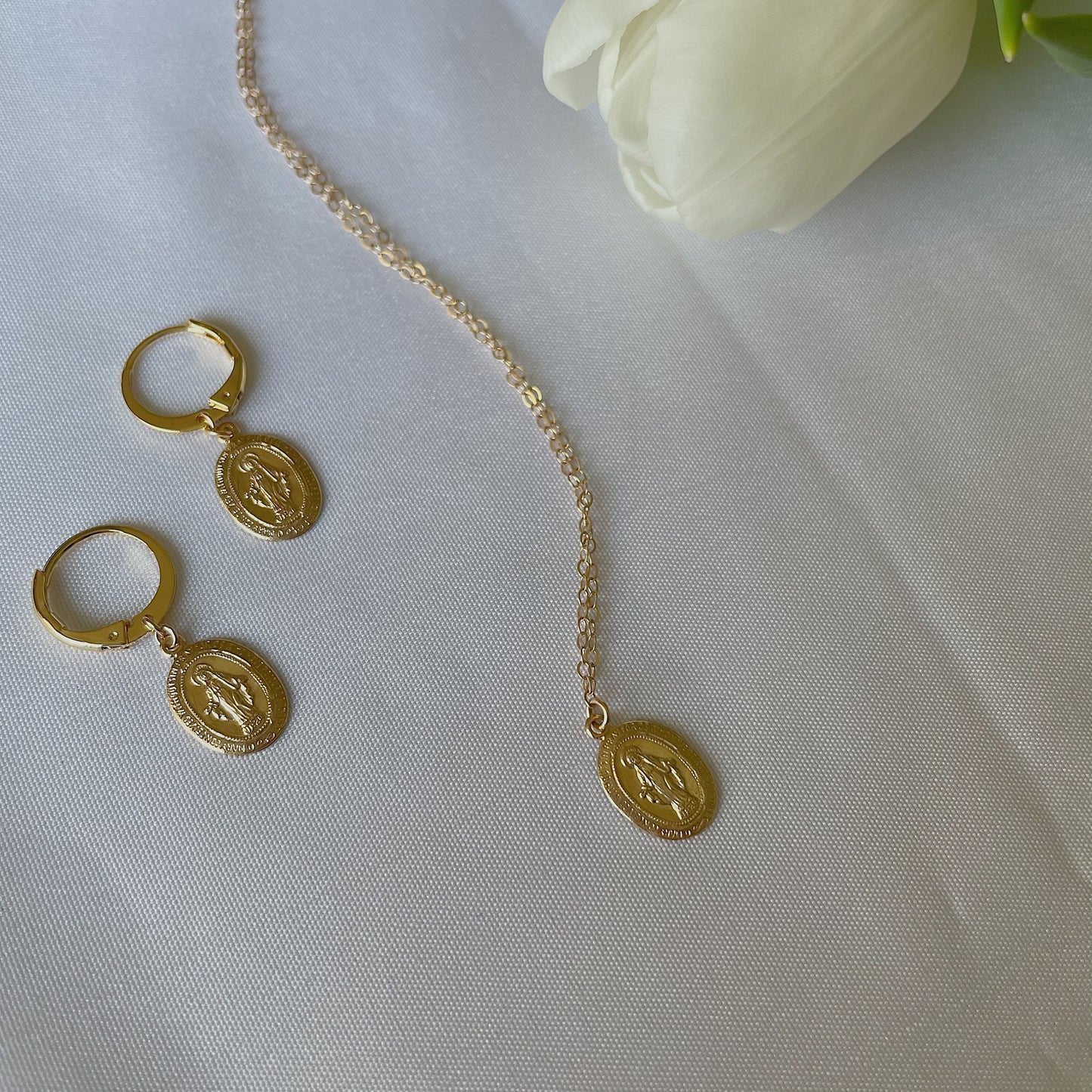 Virgin Mary Pendant Necklace