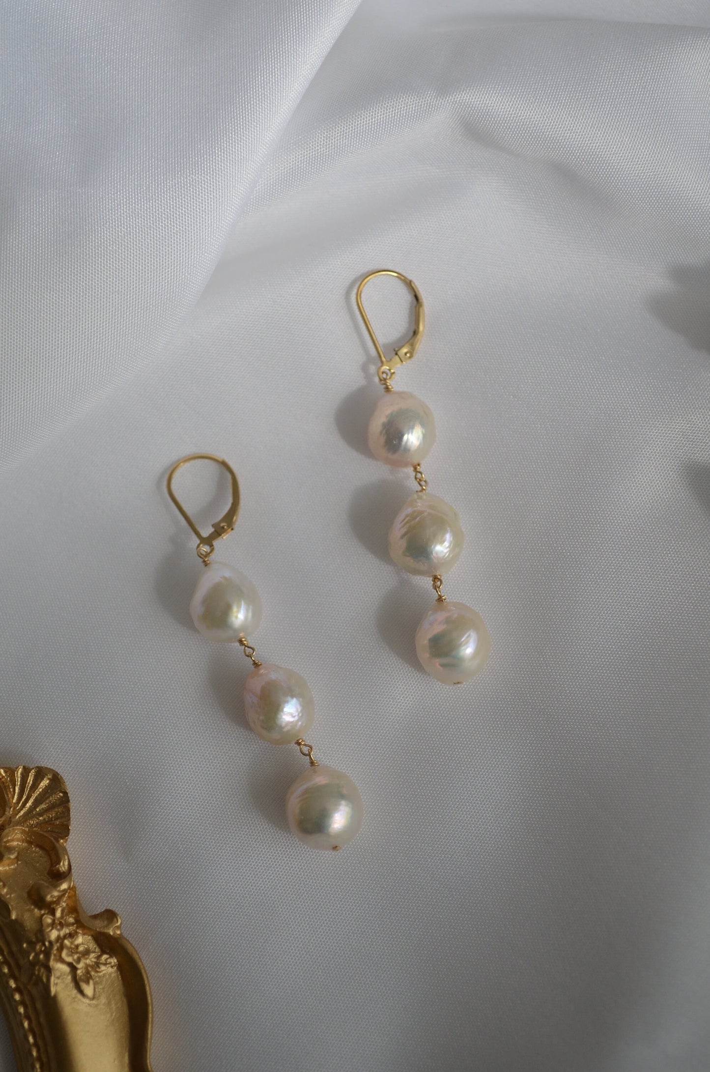 Candice Trio Kasumi Pearl Earrings