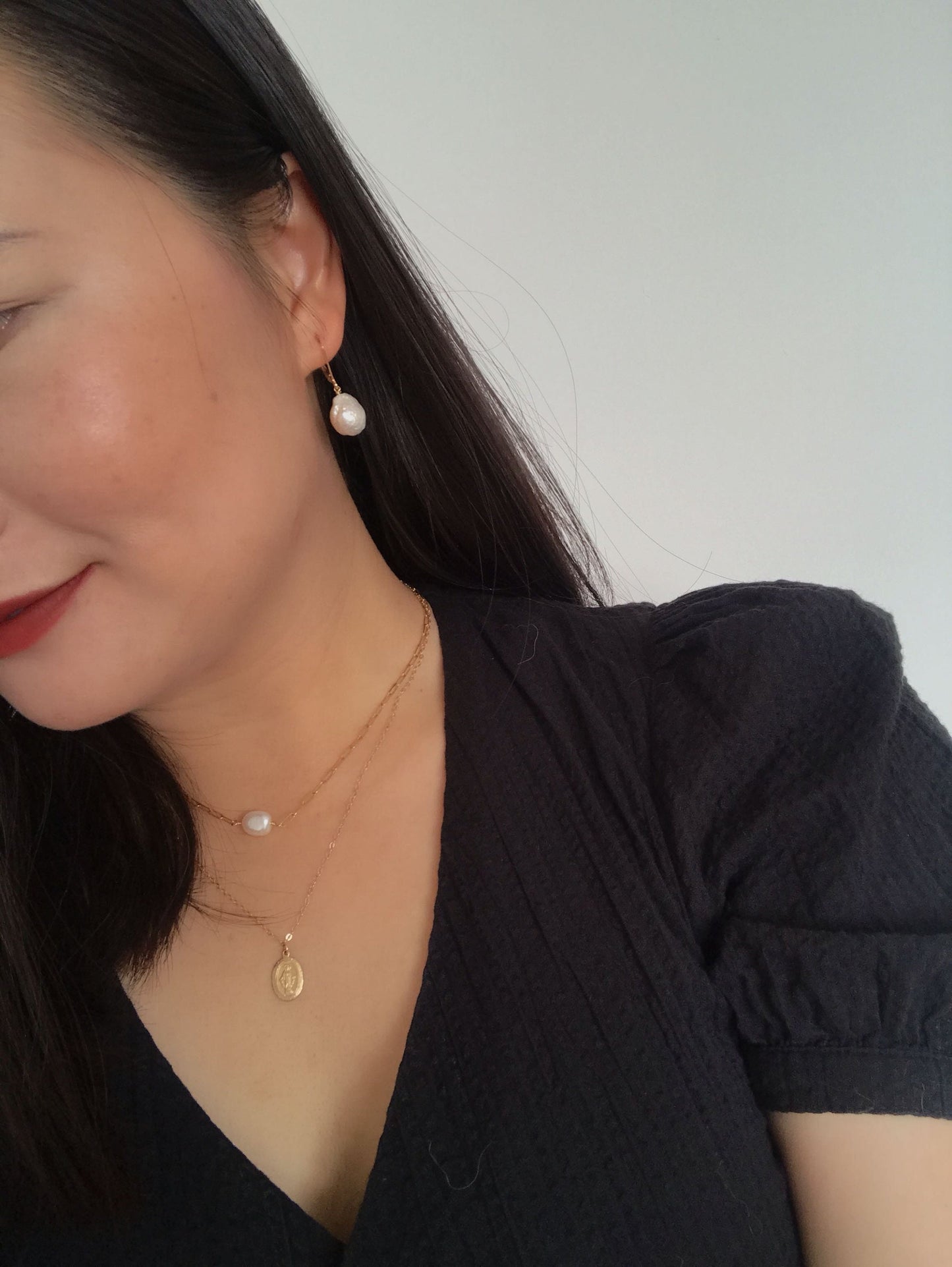 Candice Single Kasumi Pearl Earrings