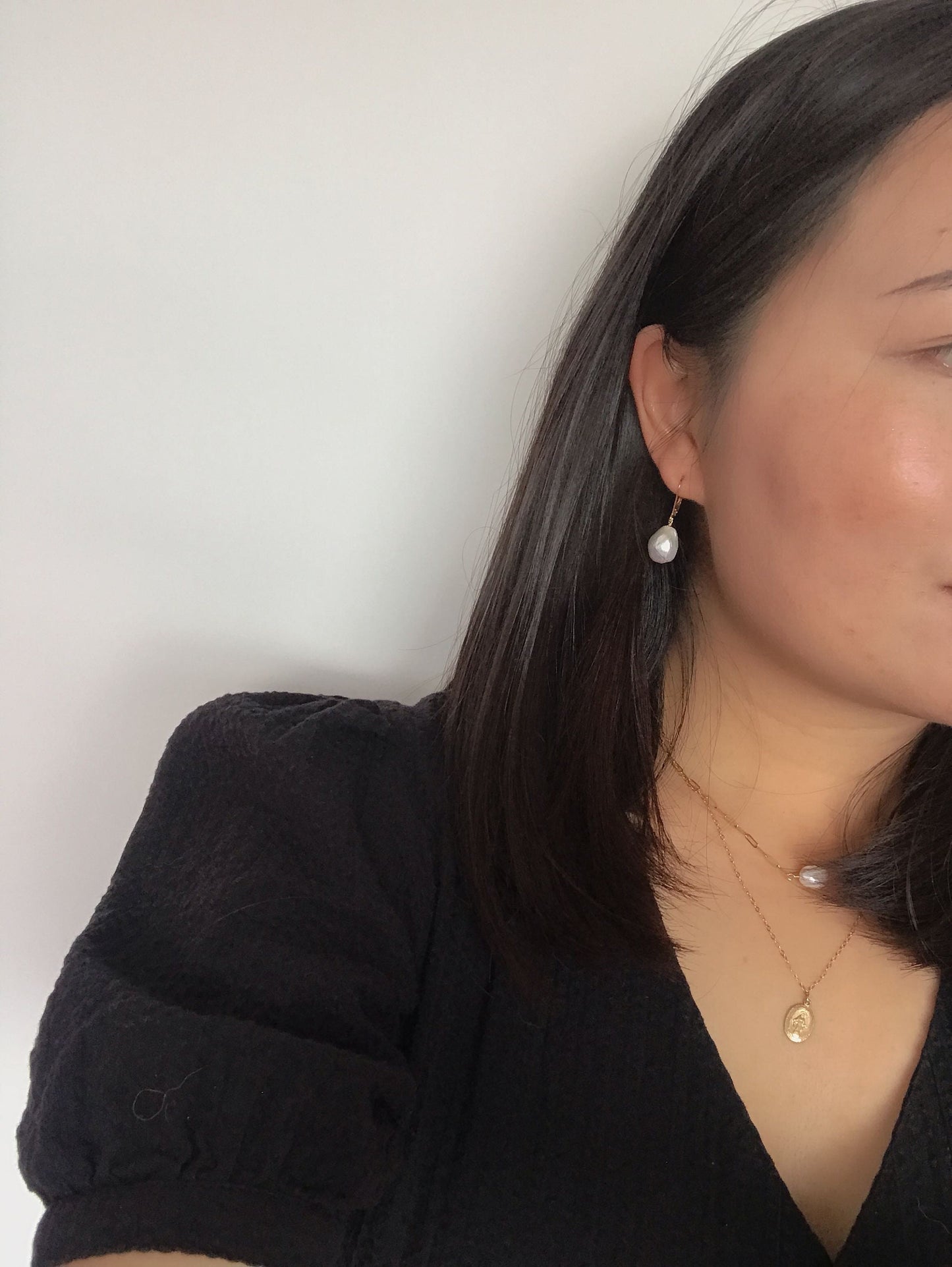 Candice Single Kasumi Pearl Earrings