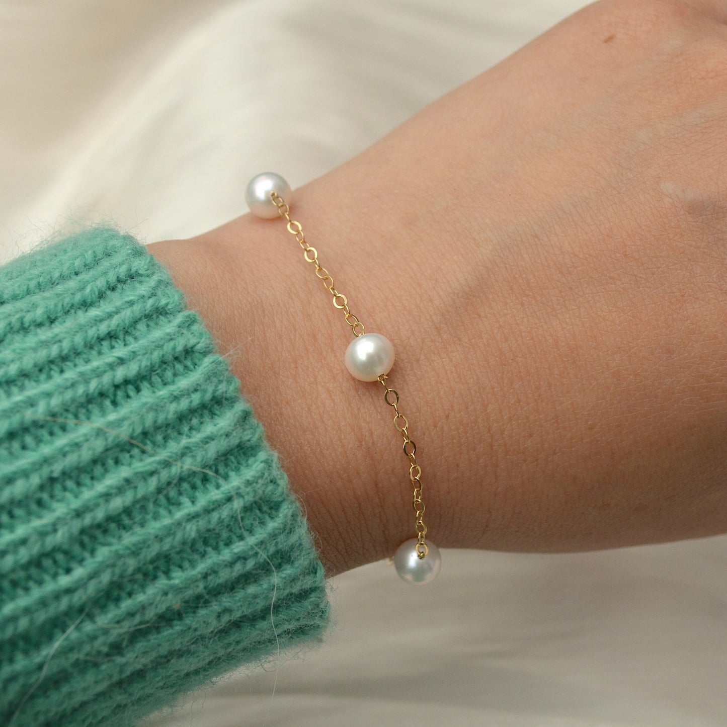 Iris-Pearl satellite bracelet