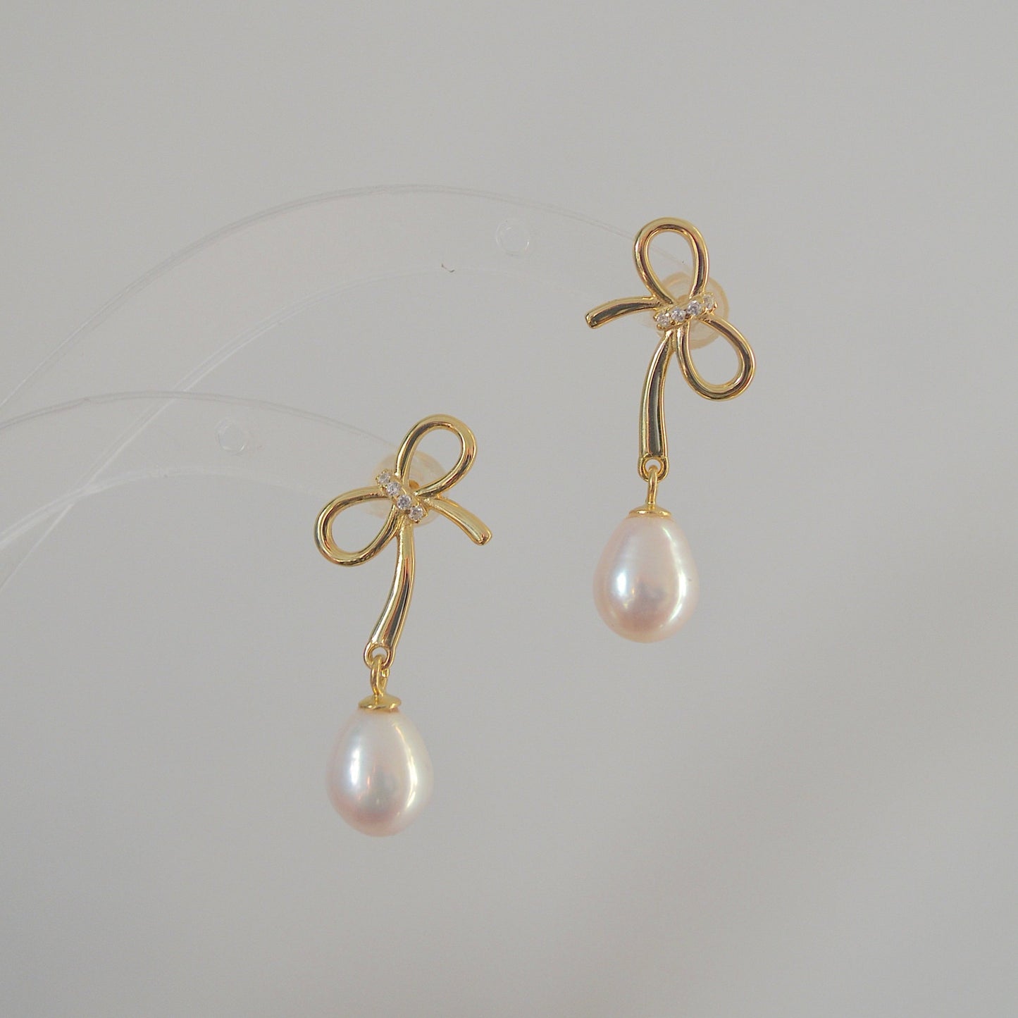 Lily-Pearl Bow Drop Earrings