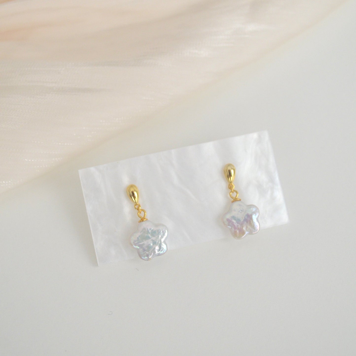 Flower Shape Pearl Drop Earrings