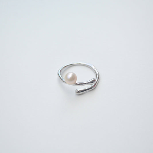 Aiden-Silver Pearl Ring