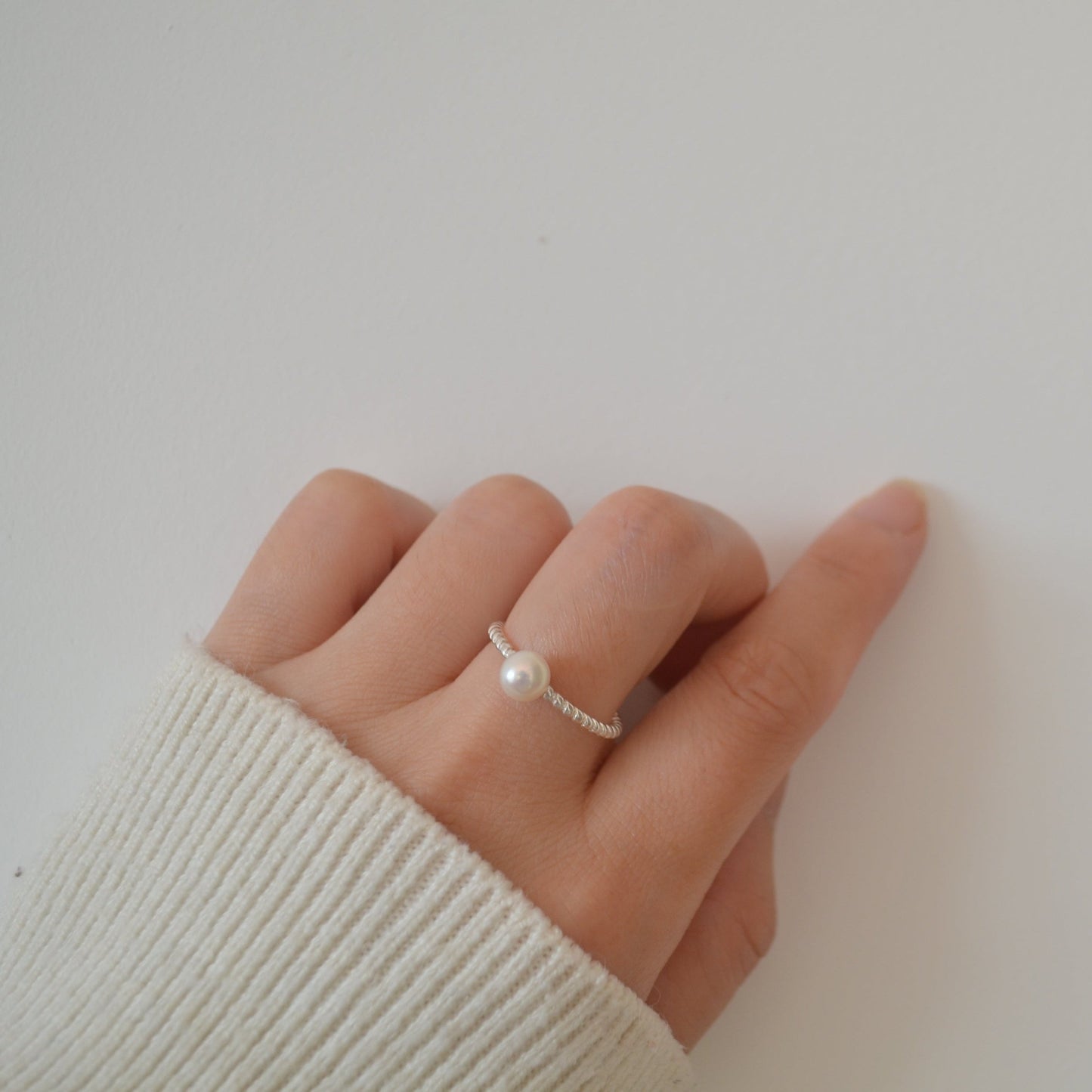 Dylan-Pearl Ring