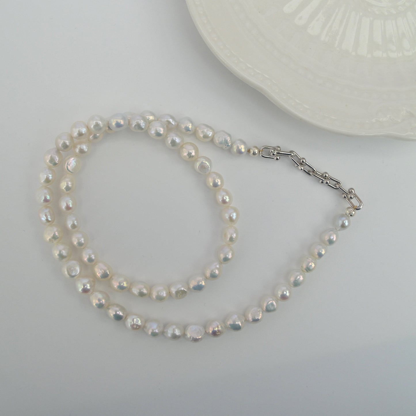 Joëlle Baroque Pearl Necklace