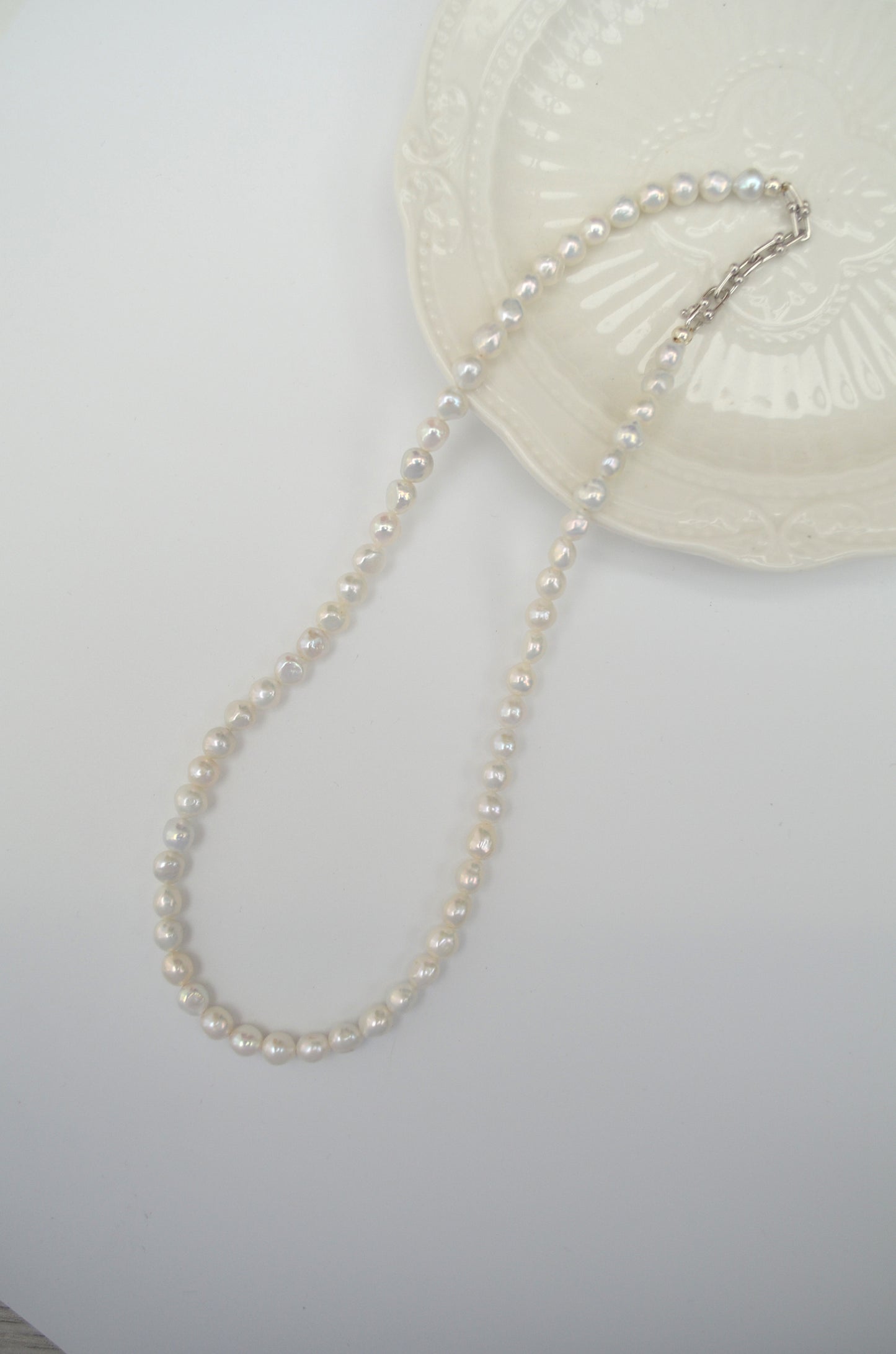 Joëlle Baroque Pearl Necklace