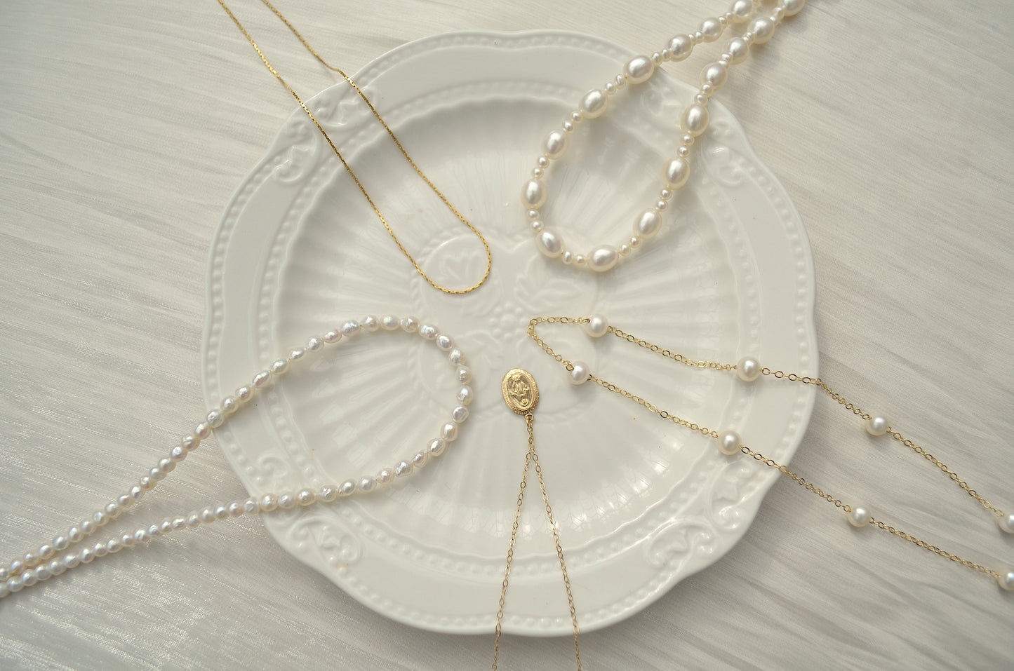 Iris-Pearl Satellite Necklace