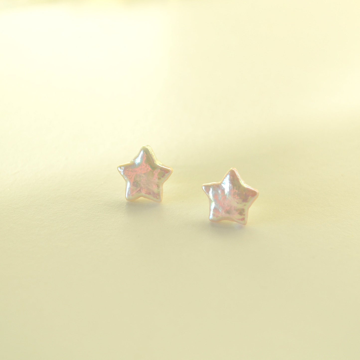 Star Shape Pearl Stud Earrings