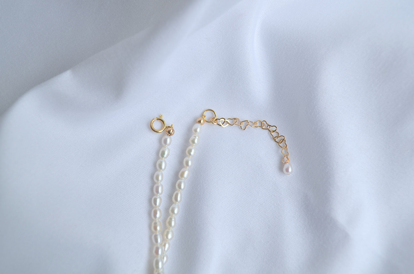 Mia Mini Rice Pearl Chocker