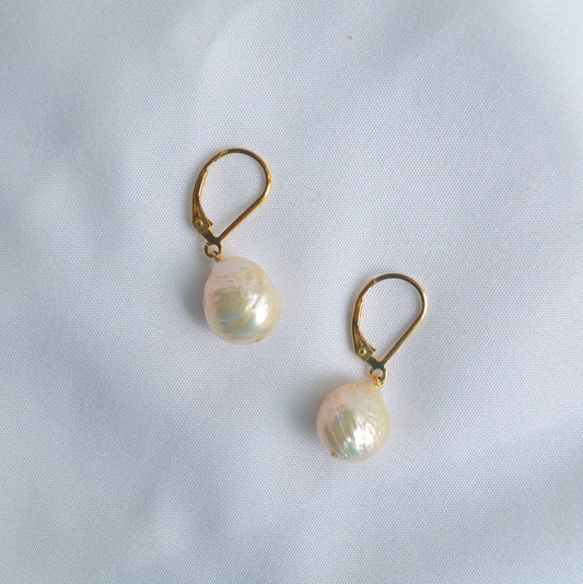 Candice Single Kasumi Pearl Earrings